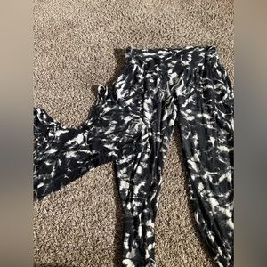 PLUS SIZE WORKOUT SET